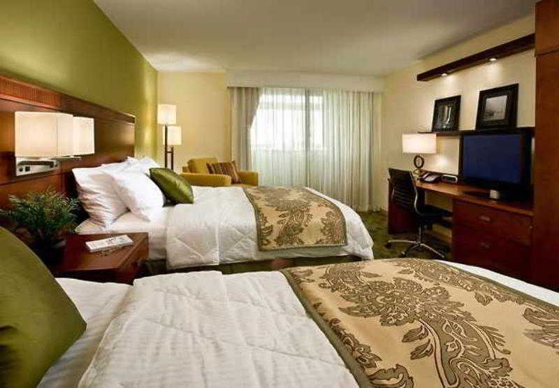 Courtyard By Marriott Boynton Beach Exterior photo