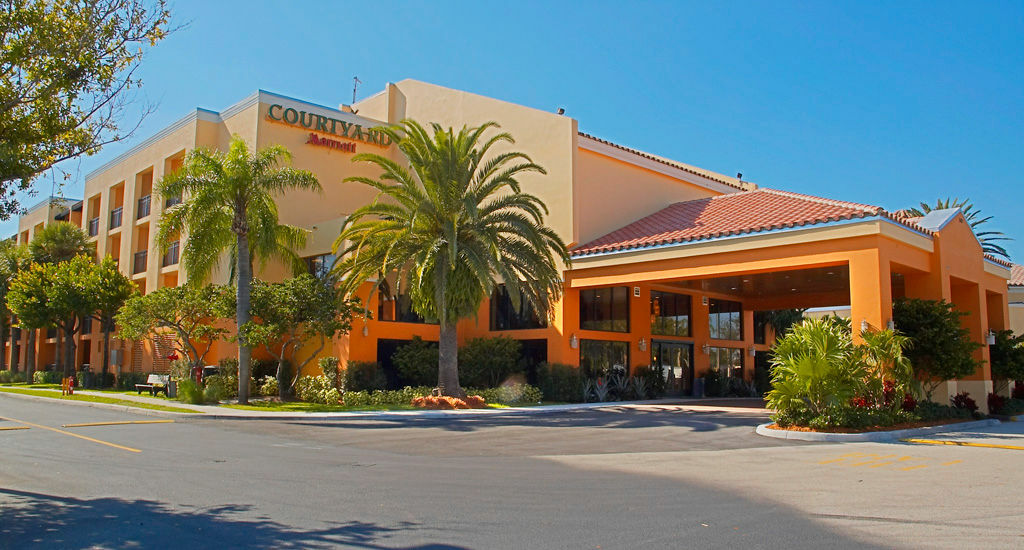 Courtyard By Marriott Boynton Beach Exterior photo